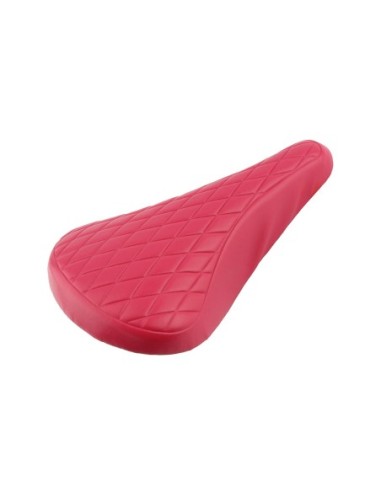 Vinyl Saddle Diamond 702 Pink.